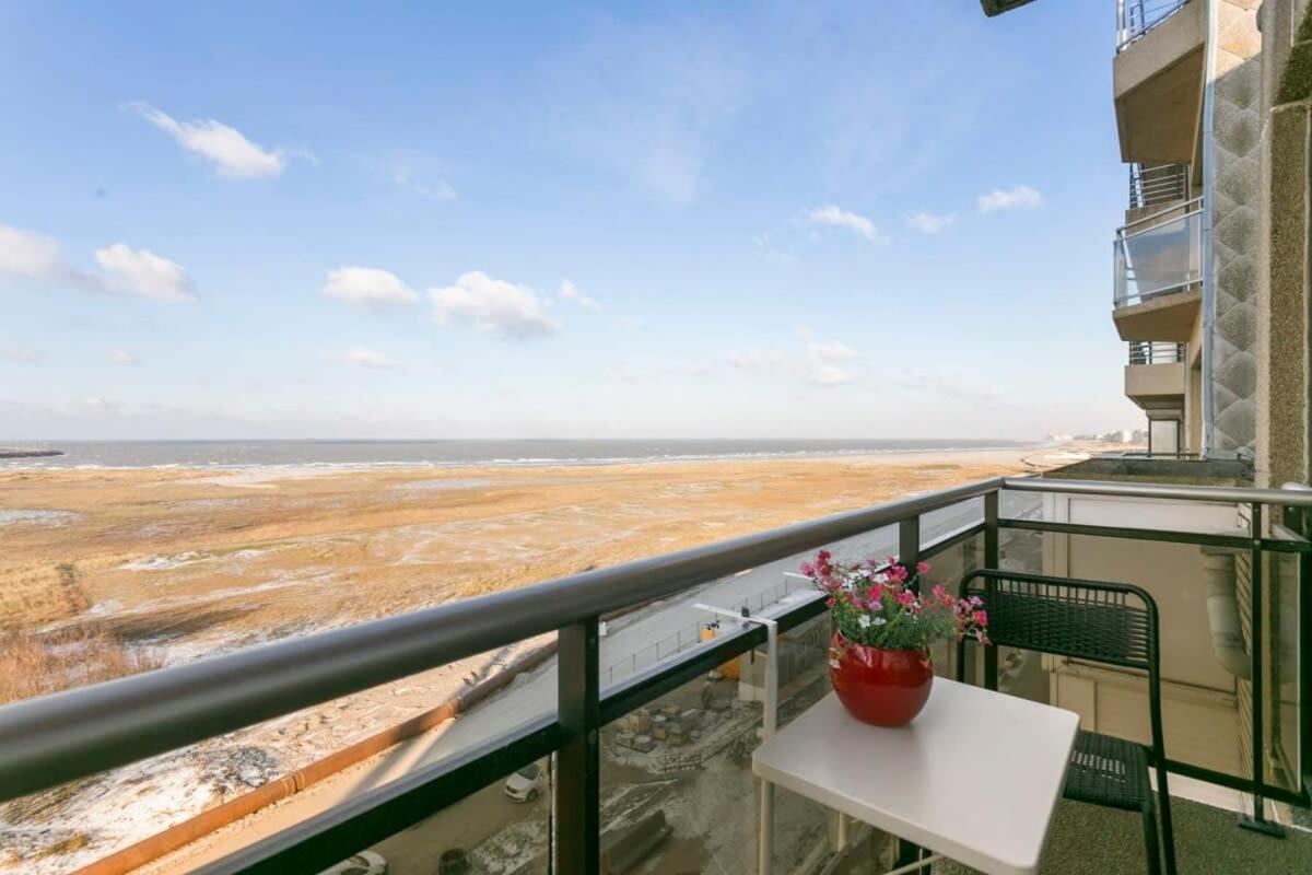 Huswell - Comfortable Apartment With Sea View & 2 Terraces Knokke-Heist Buitenkant foto